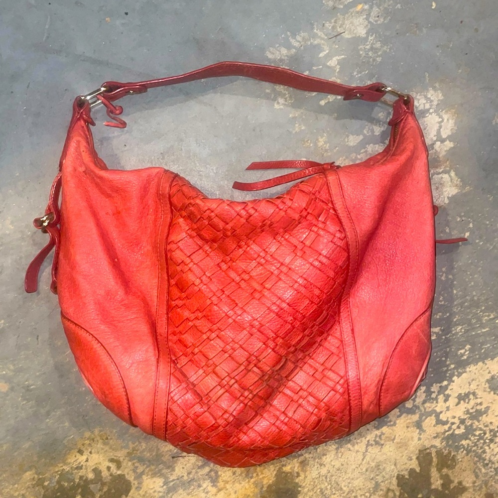 Gorgeous Supple Elliott Lucca rust Coral Color Large Leather Boho Shoulder Bag